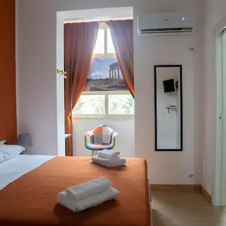 Socrate Guest house